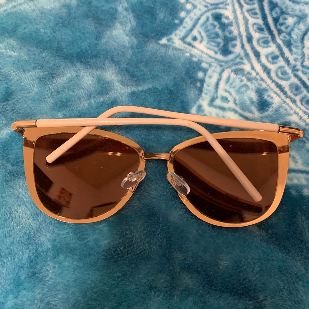 Sunglasses - Picture 2 of 2